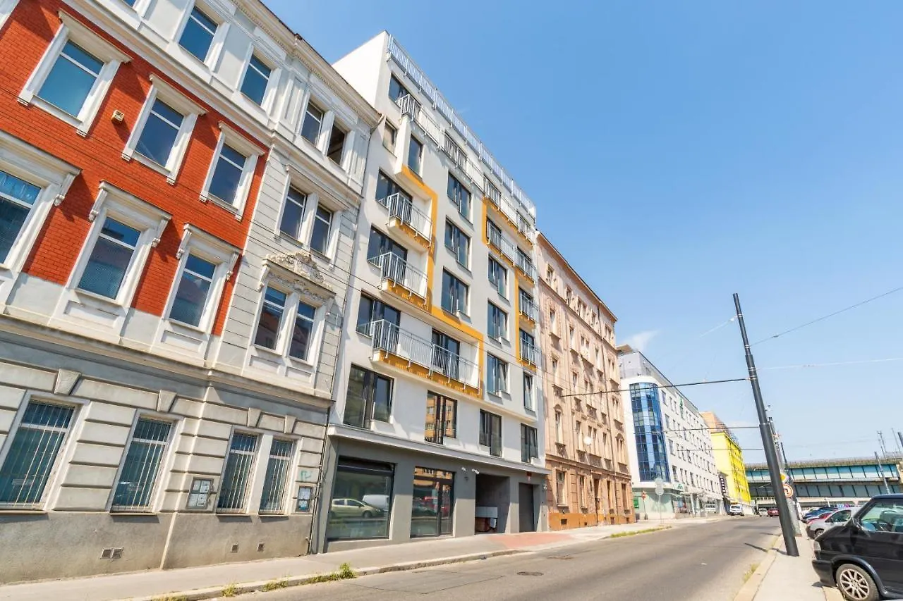 Brand New Studio Apartment #62 With Free Secure Parking In The Center Praha 0*,  Česká republika